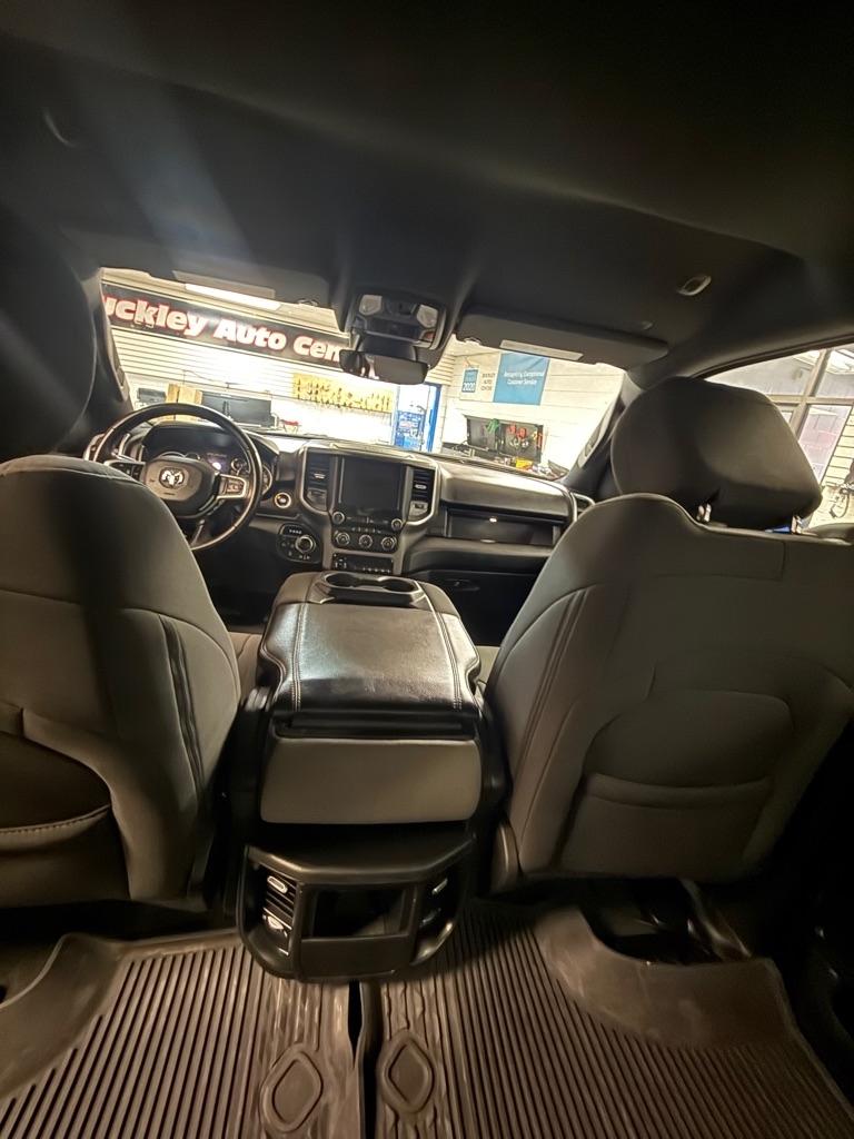 RAM 1500 Big Horn Crew Cab LWB 4WD 2023