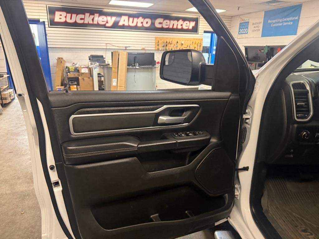 RAM 1500 Big Horn Crew Cab LWB 4WD 2023