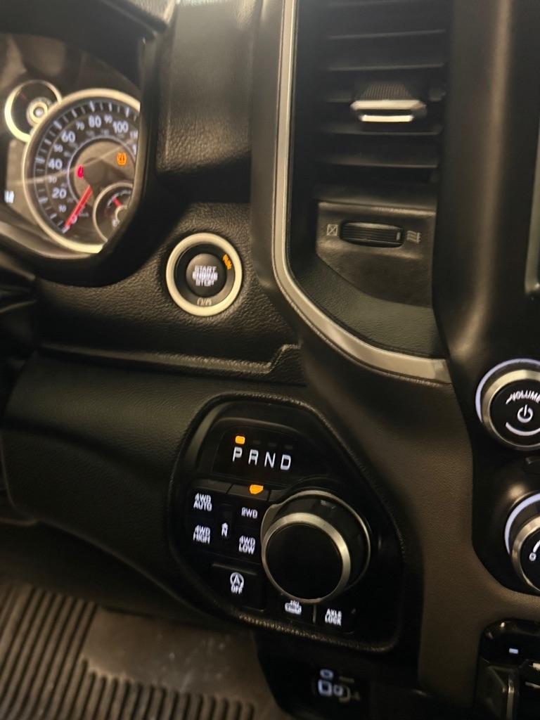 RAM 1500 Big Horn Crew Cab LWB 4WD 2023