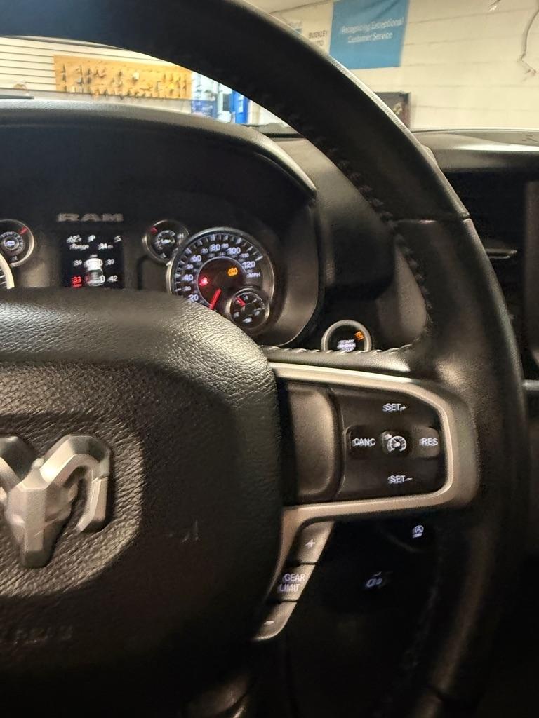RAM 1500 Big Horn Crew Cab LWB 4WD 2023