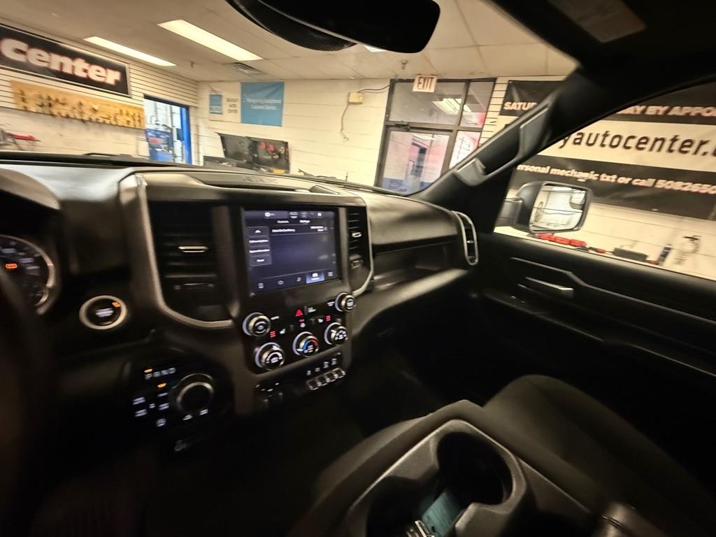 RAM 1500 Big Horn Crew Cab LWB 4WD 2023