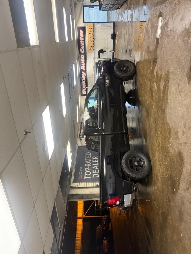 RAM 2500 Tradesman Crew Cab SWB 4WD 2013