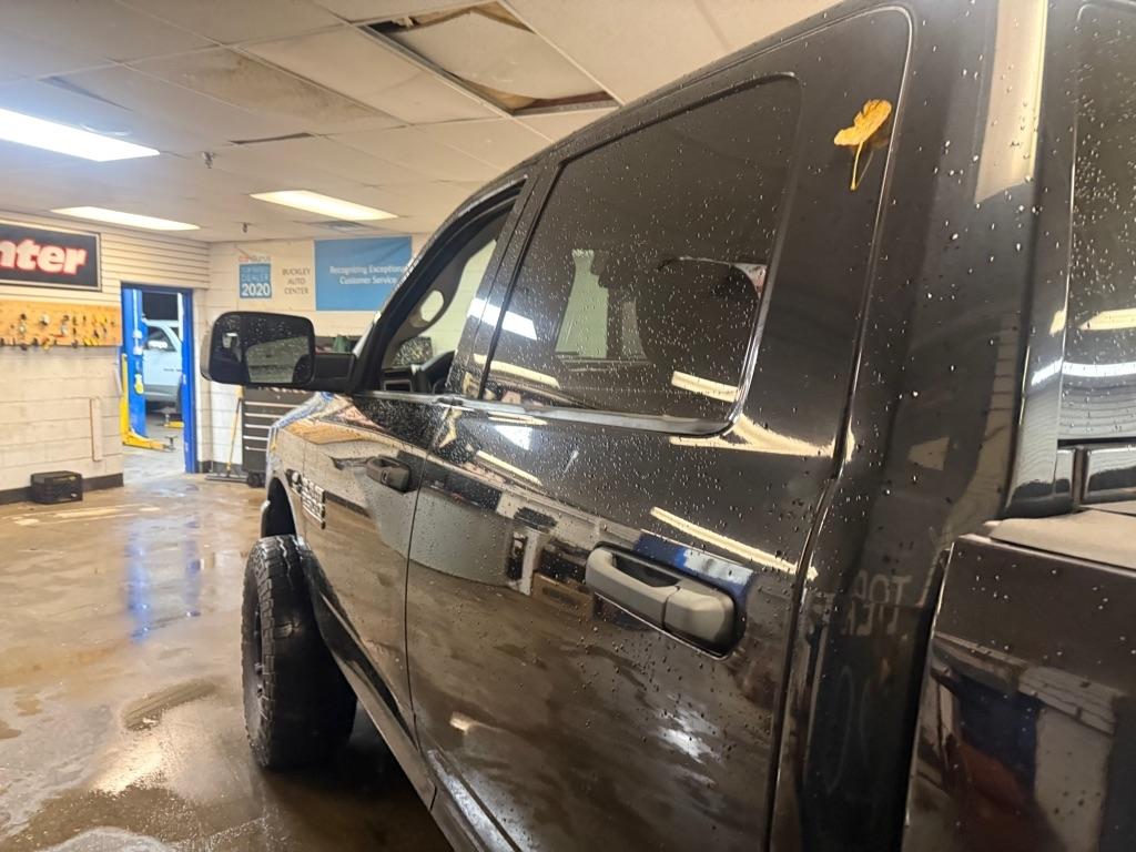RAM 2500 Tradesman Crew Cab SWB 4WD 2013