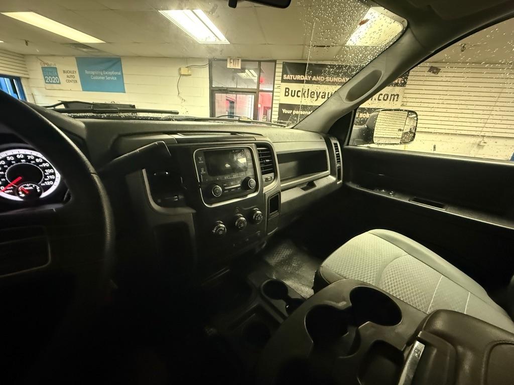 RAM 2500 Tradesman Crew Cab SWB 4WD 2013