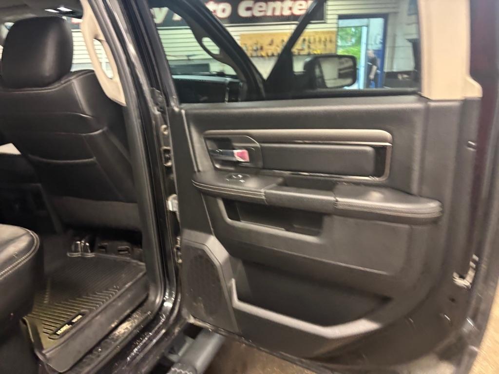 RAM 1500 Sport Crew Cab SWB 4WD 2018