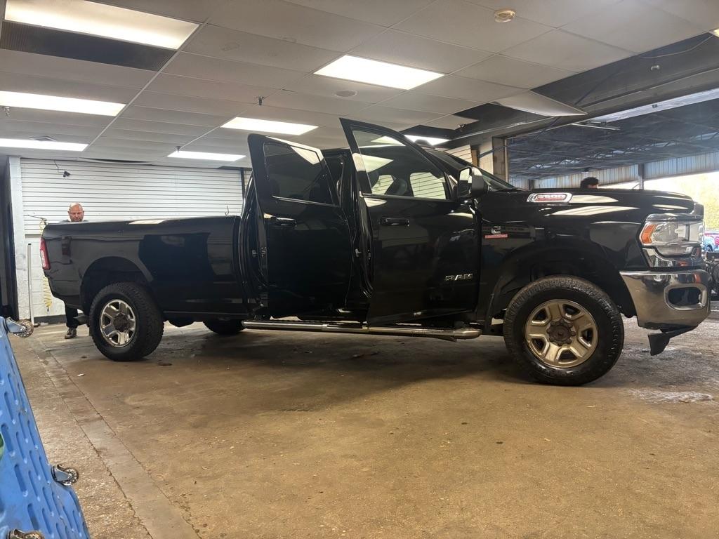 RAM 2500 Tradesman Crew Cab LWB 4WD 2021
