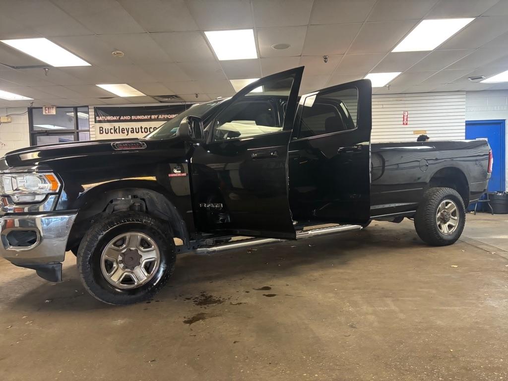 RAM 2500 Tradesman Crew Cab LWB 4WD 2021