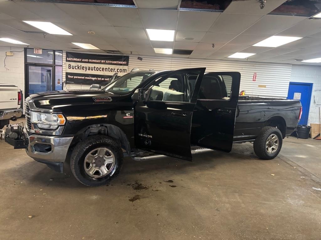 RAM 2500 Tradesman Crew Cab LWB 4WD 2021