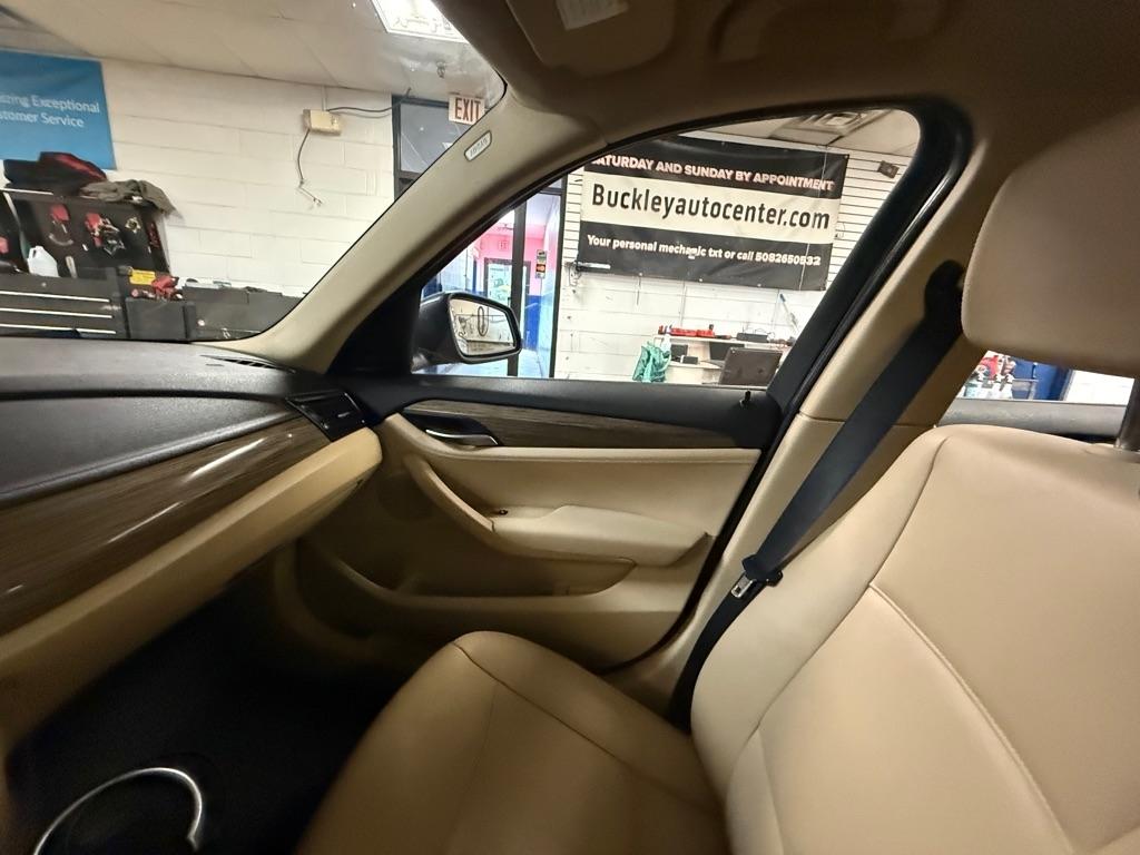 BMW X1 xDrive28i 2013