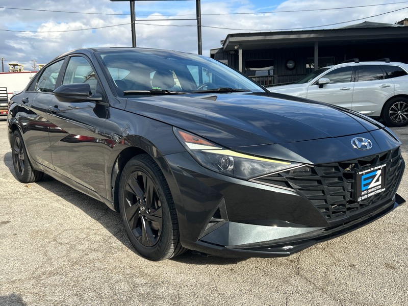 Hyundai Elantra SEL 2021