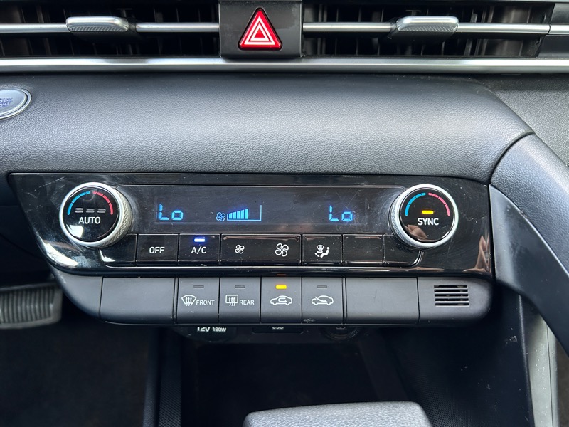 Hyundai Elantra SEL 2021