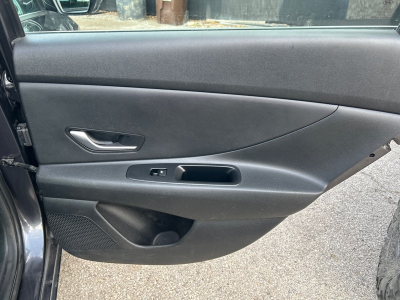 Hyundai Elantra SEL 2021