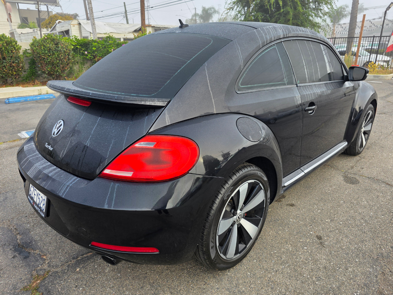 2013 Volkswagen Beetle Turbo photo 3