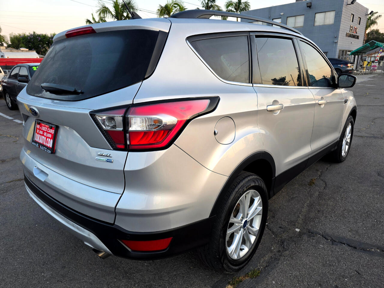 2018 Ford Escape SEL photo 3