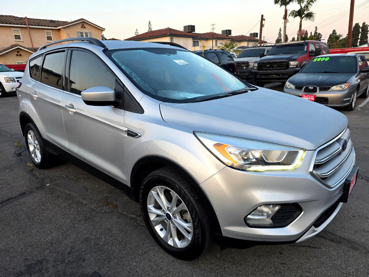 2018 Ford Escape SEL photo 4