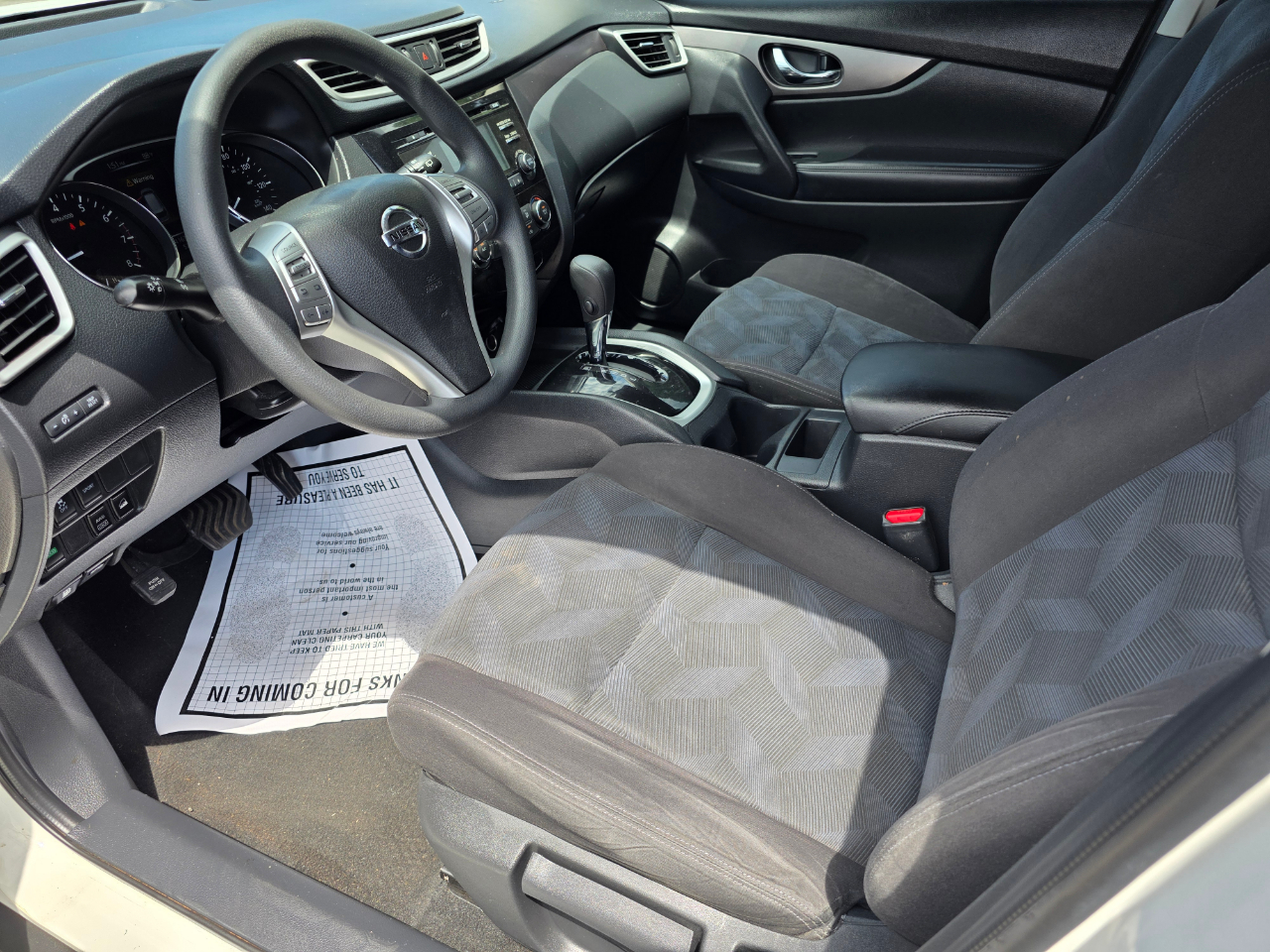 2016 Nissan Rogue SL AWD photo 4