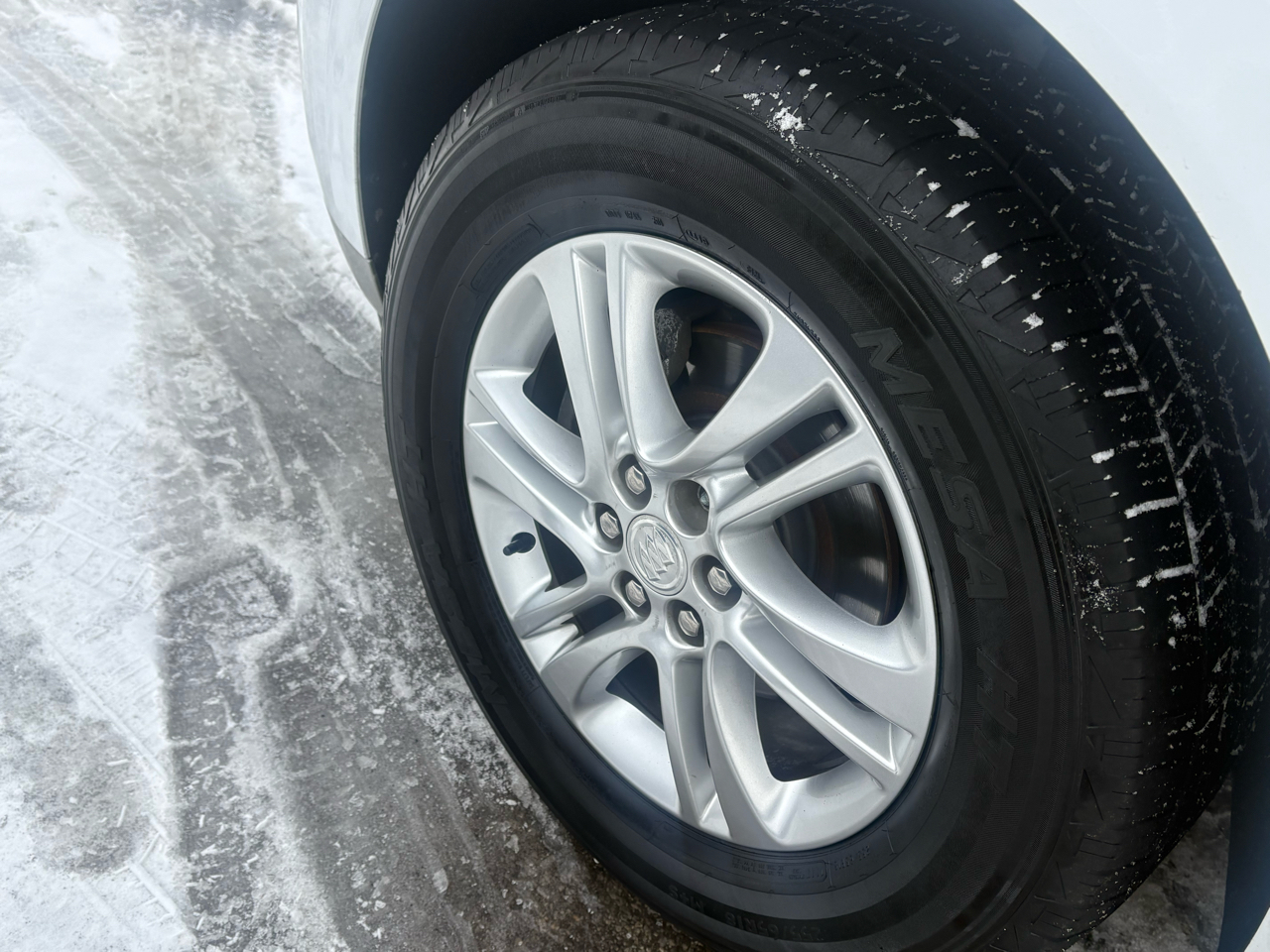 Buick Enclave Essence FWD 2020