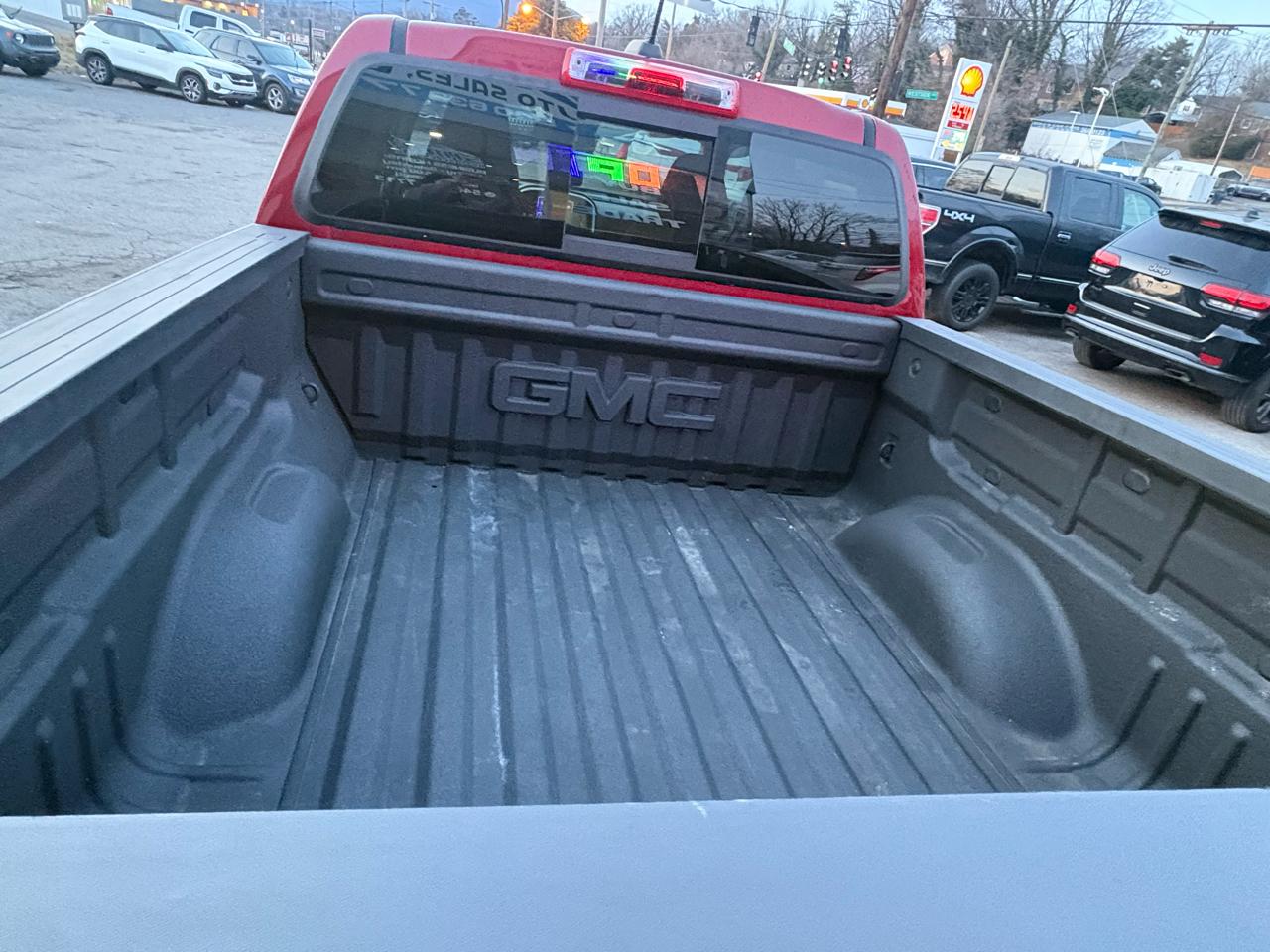 GMC Canyon SLE Crew Cab 4WD 2018