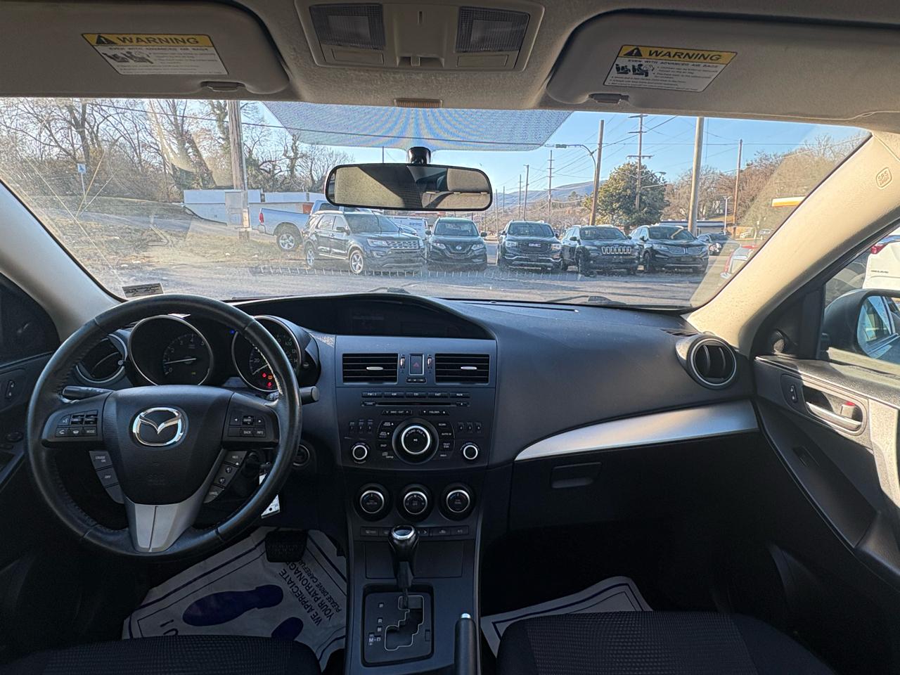 Mazda MAZDA3 i Touring AT 4-Door 2013