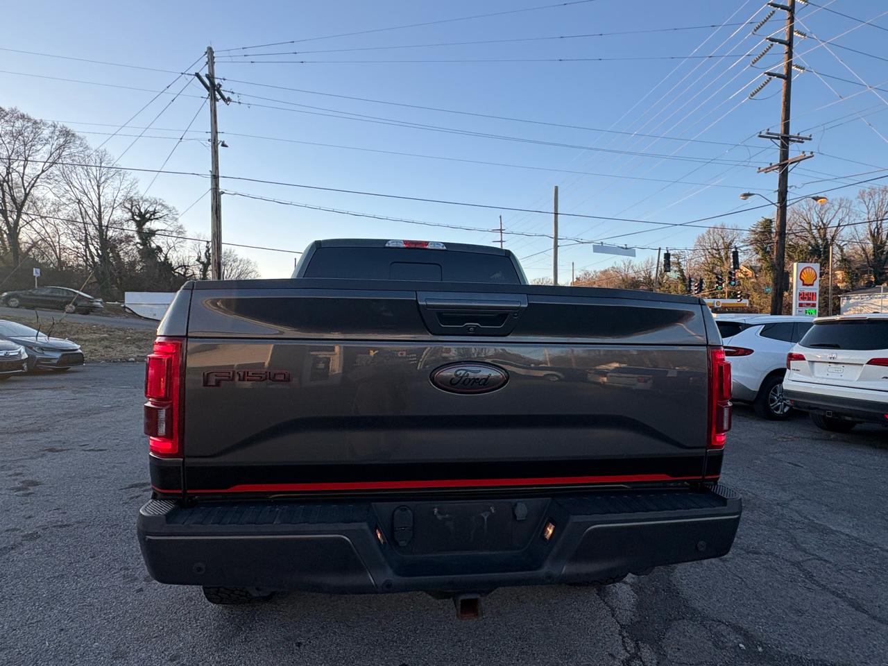 Ford F-150 4WD SuperCrew 150" XLT 2016