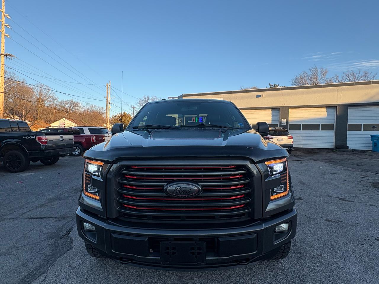 Ford F-150 4WD SuperCrew 150" XLT 2016