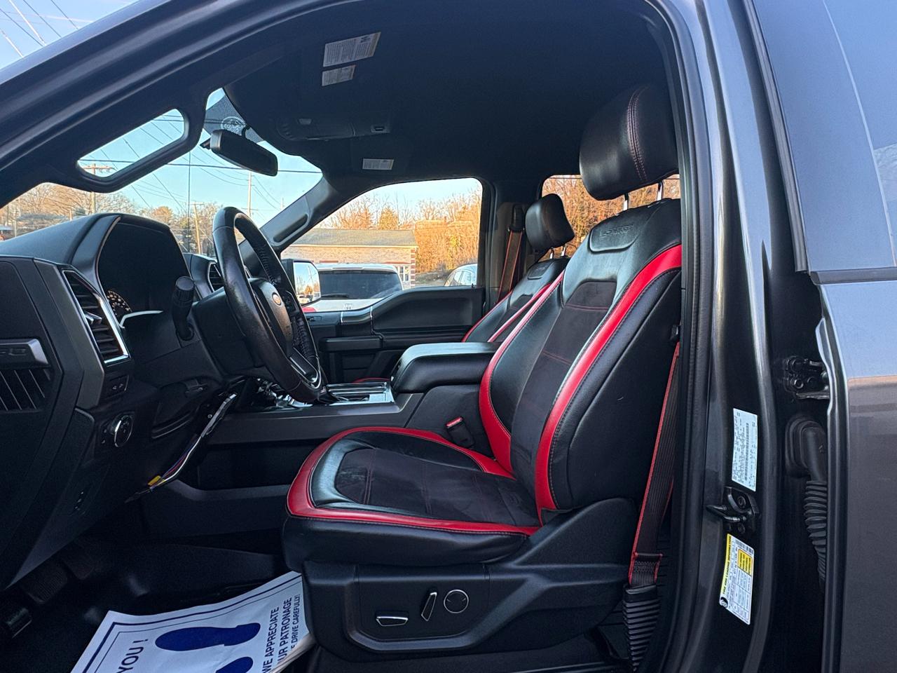 Ford F-150 4WD SuperCrew 150" XLT 2016