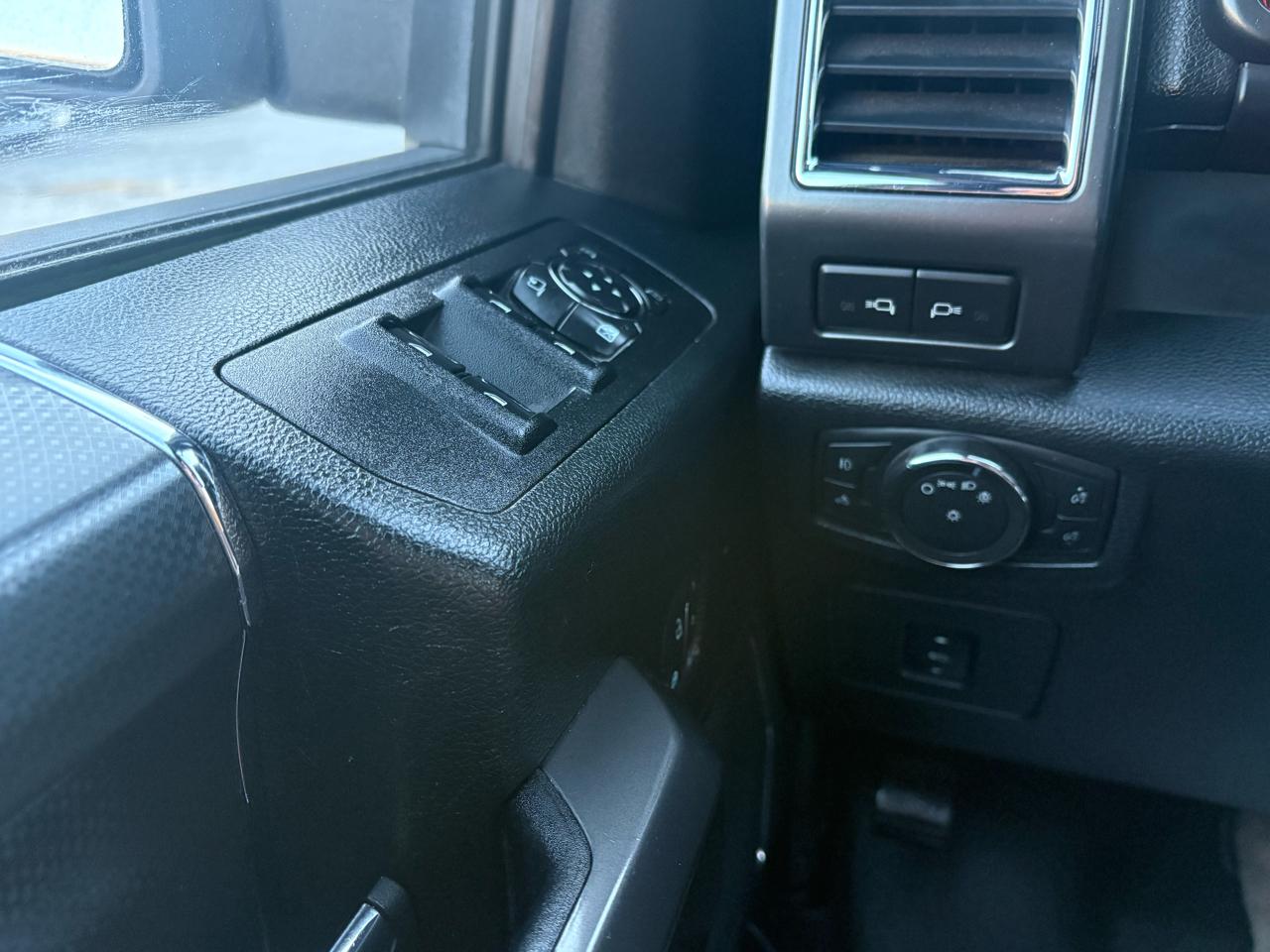 Ford F-150 4WD SuperCrew 150" XLT 2016