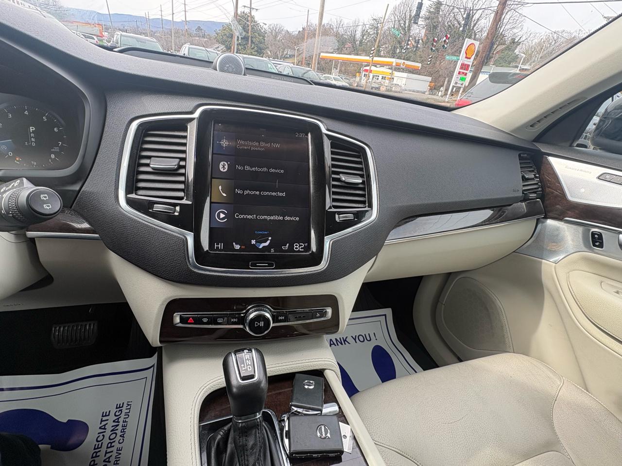 Volvo XC90 T6 Momentum AWD 2017