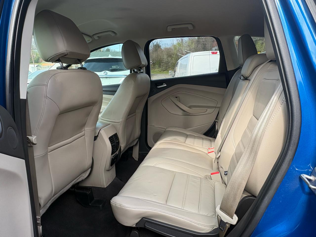 Ford Escape Titanium 4WD 2017