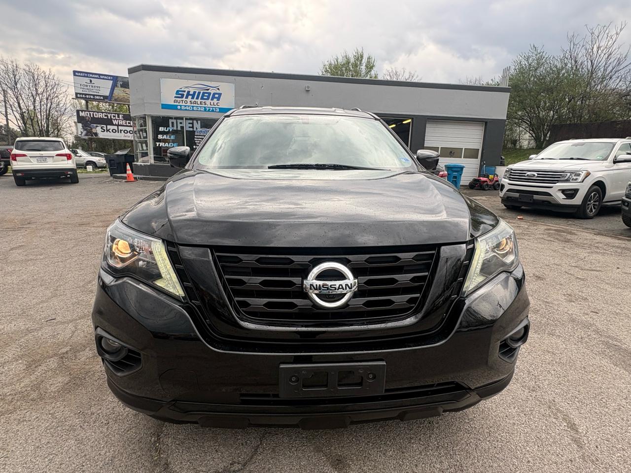 Nissan Pathfinder Platinum 4WD 2018