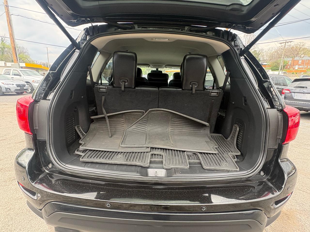 Nissan Pathfinder Platinum 4WD 2018