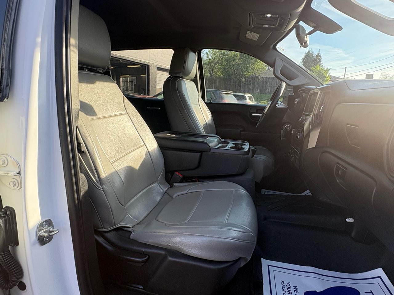 Chevrolet Silverado 1500 Work Truck Crew Cab Short Box 4WD 2019