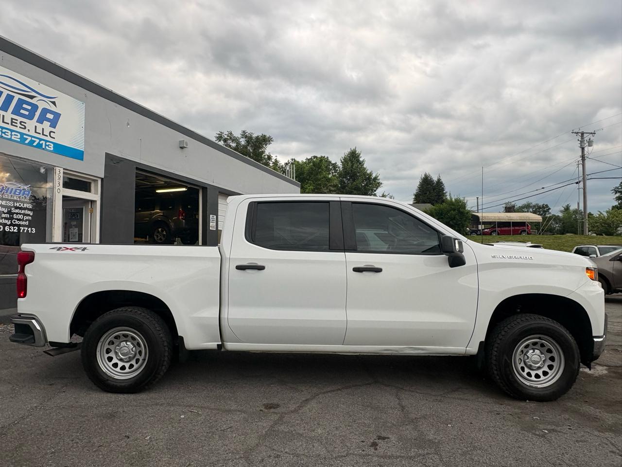 Chevrolet Silverado 1500 Work Truck Crew Cab Short Box 4WD 2019