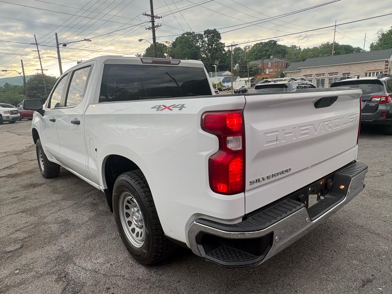 Chevrolet Silverado 1500 Work Truck Crew Cab Short Box 4WD 2019