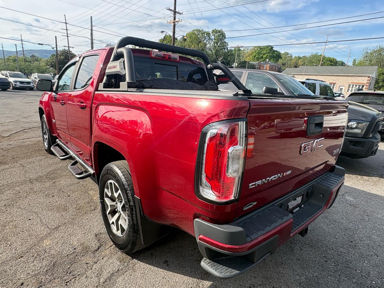 GMC Canyon All Terrain Crew Cab w/Cloth Short Box 4WD 2020