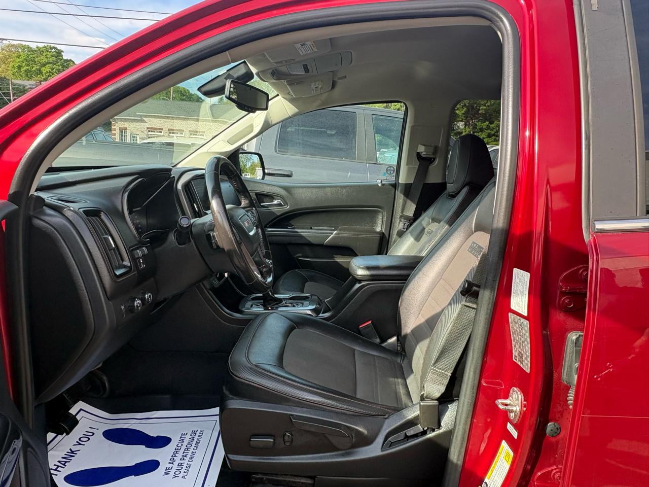 GMC Canyon All Terrain Crew Cab w/Cloth Short Box 4WD 2020