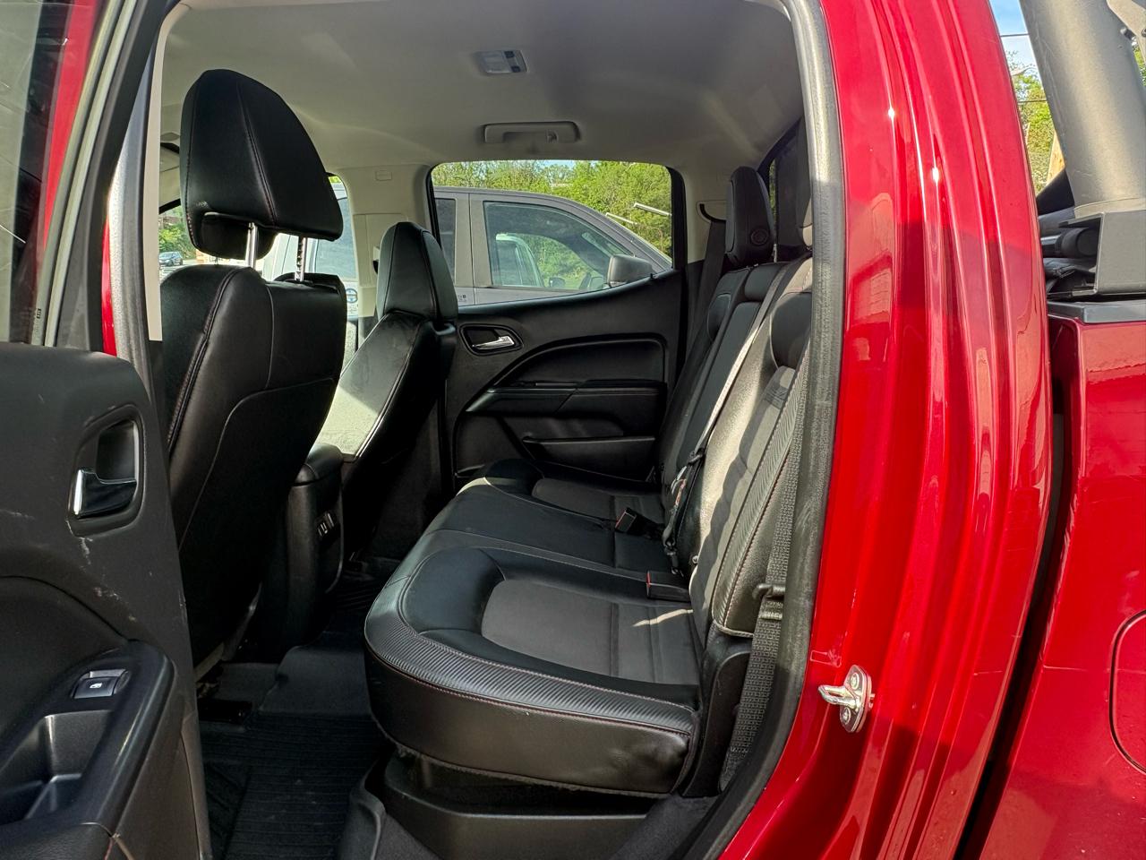 GMC Canyon All Terrain Crew Cab w/Cloth Short Box 4WD 2020