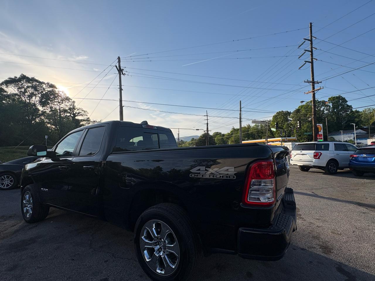 RAM 1500 Big Horn Quad Cab 4WD 2020