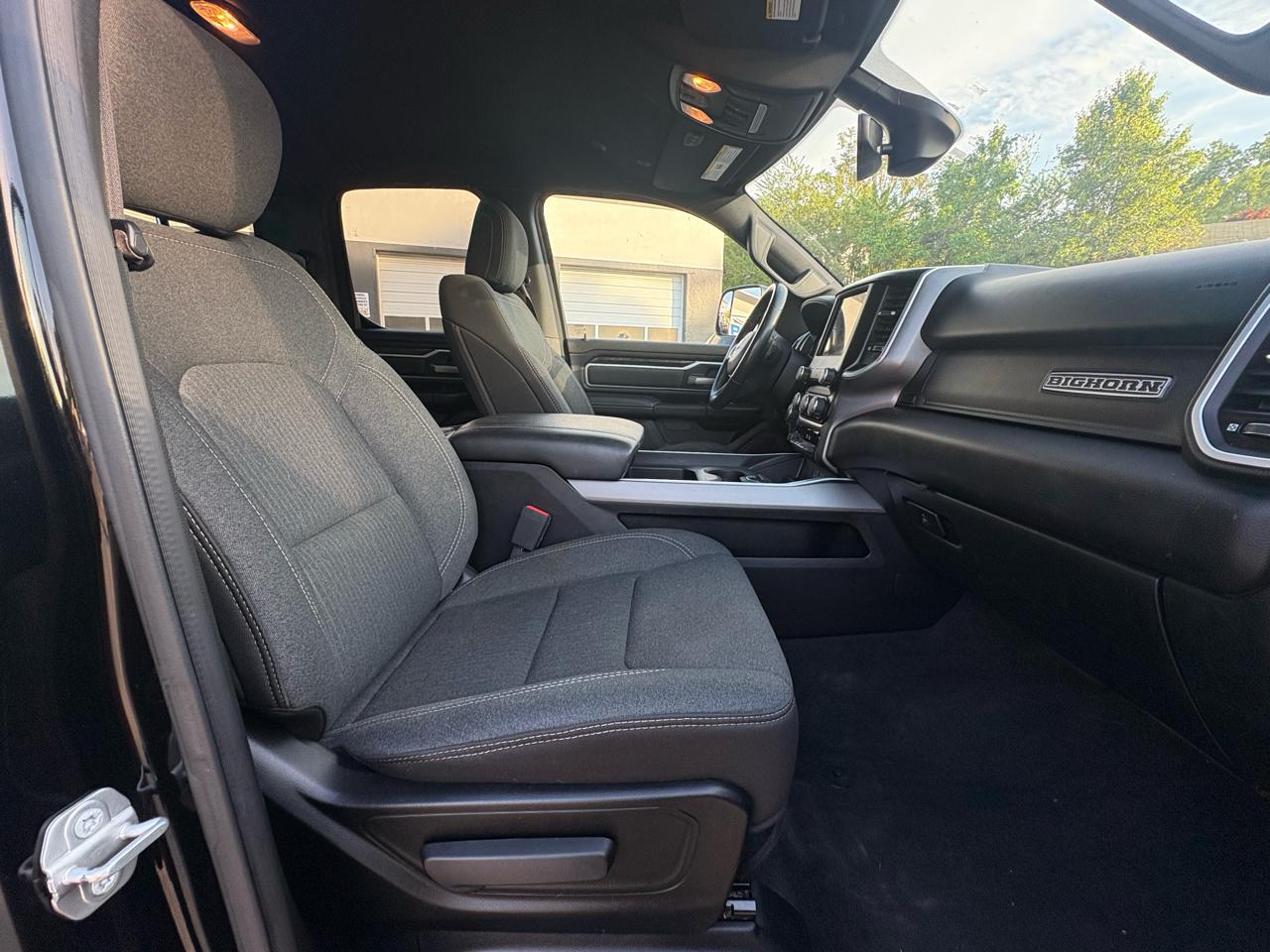 RAM 1500 Big Horn Quad Cab 4WD 2020