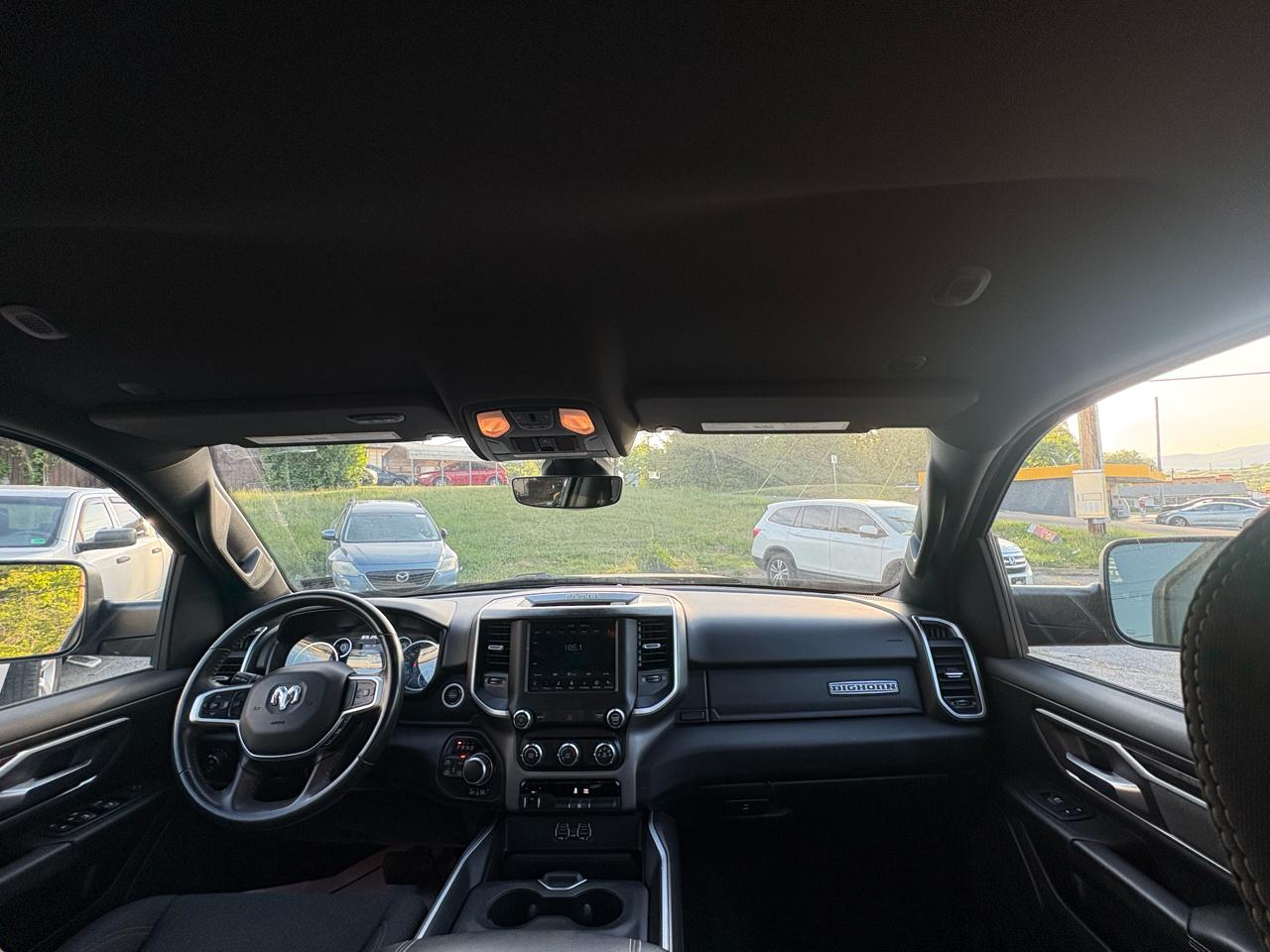 RAM 1500 Big Horn Quad Cab 4WD 2020