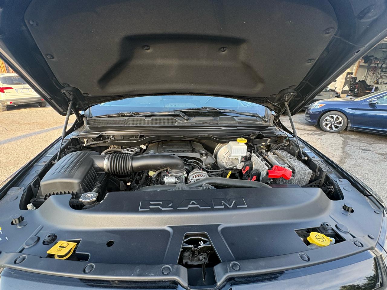 RAM 1500 Big Horn Quad Cab 4WD 2020