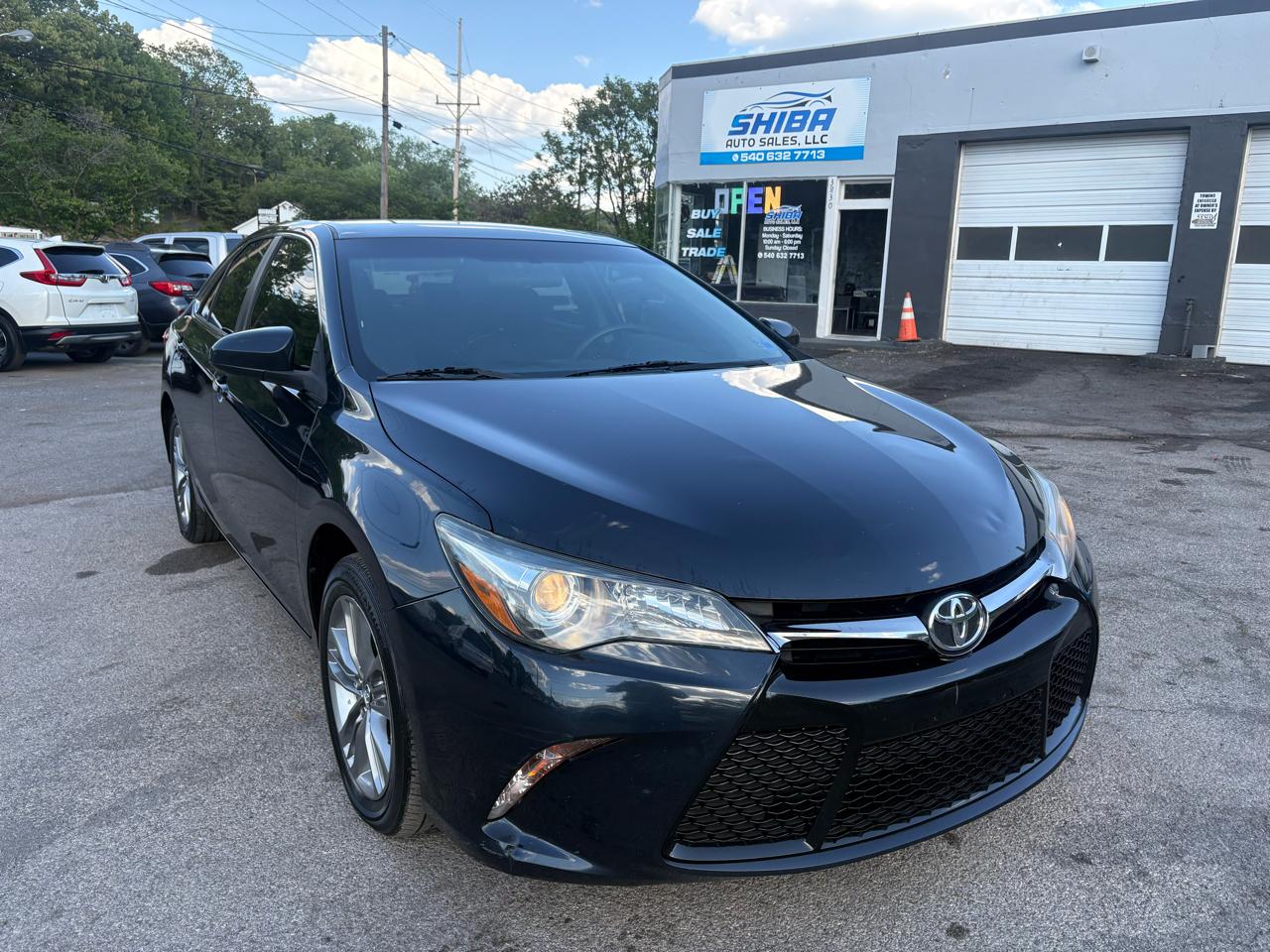 Toyota Camry SE 2017