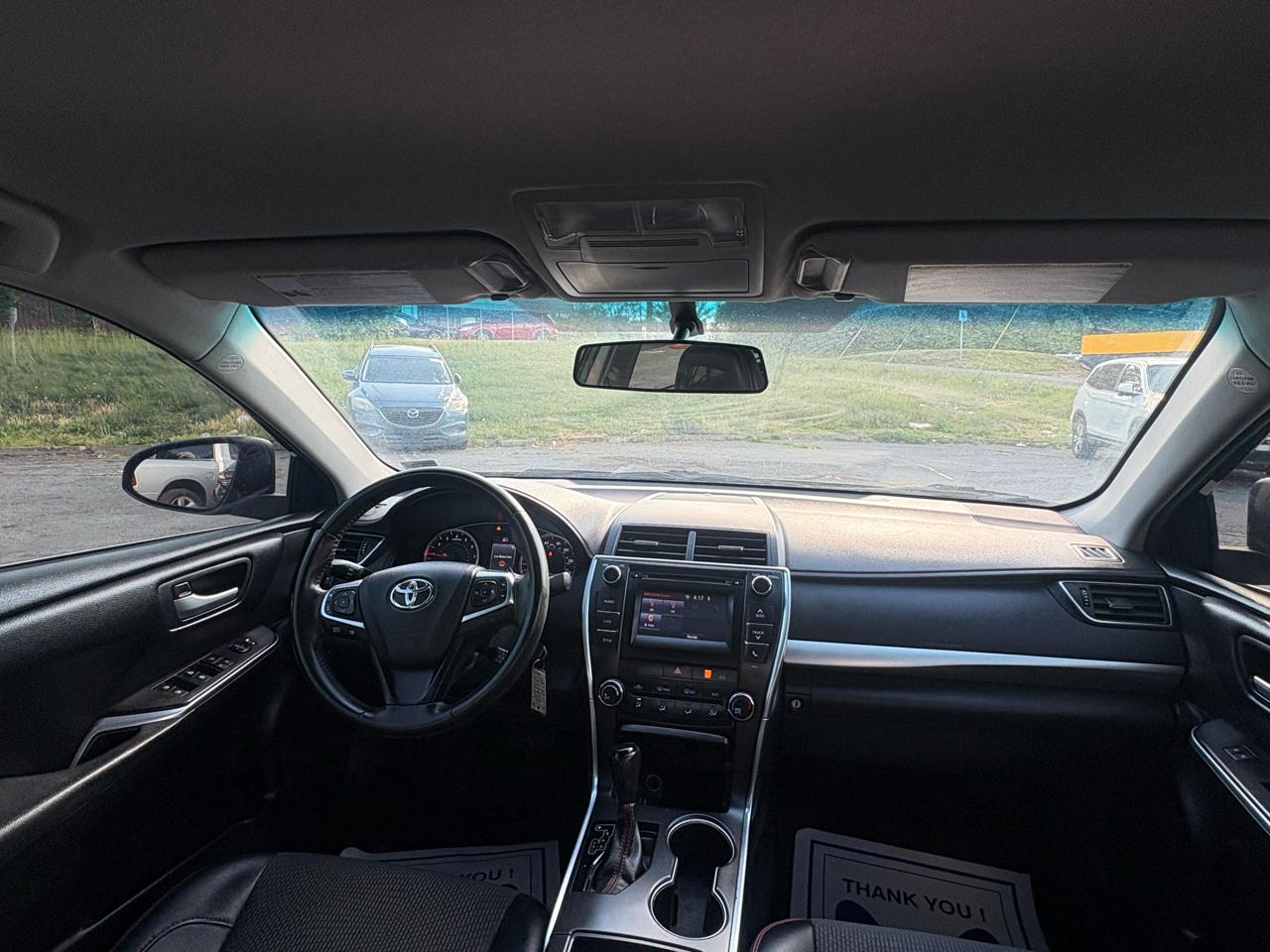 Toyota Camry SE 2017