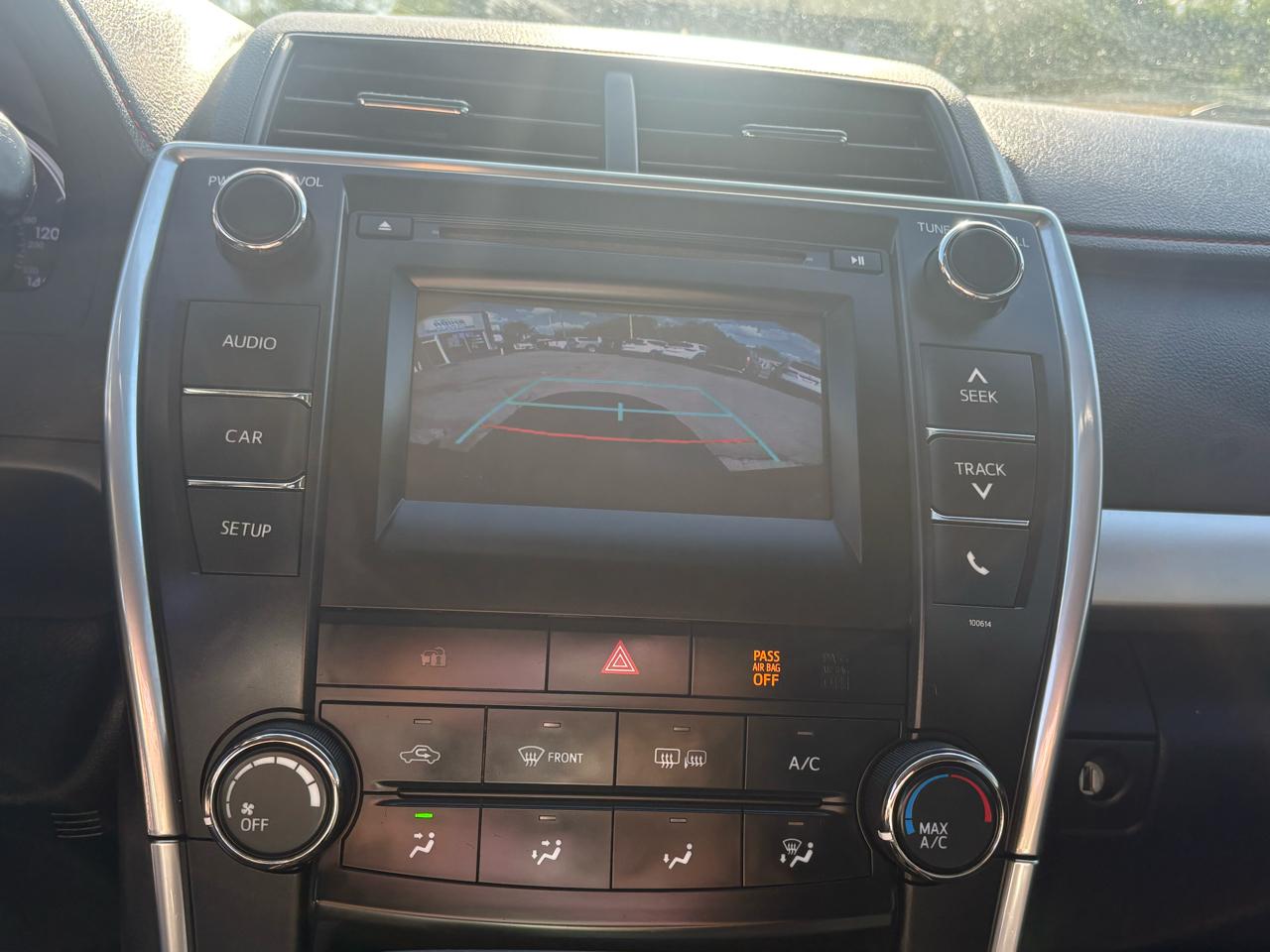 Toyota Camry SE 2017