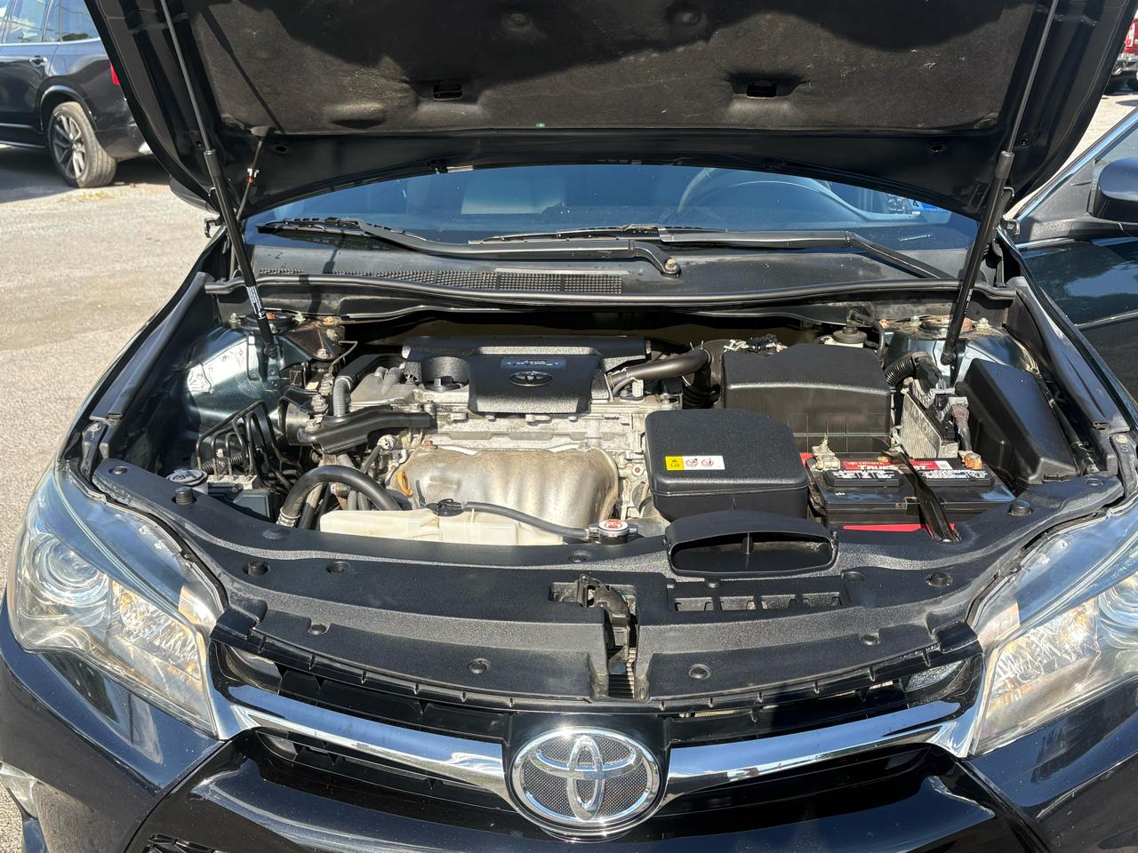 Toyota Camry SE 2017