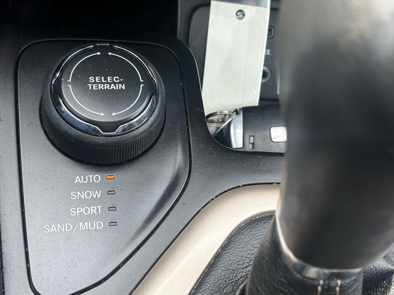 Jeep Cherokee Limited 4WD 2015