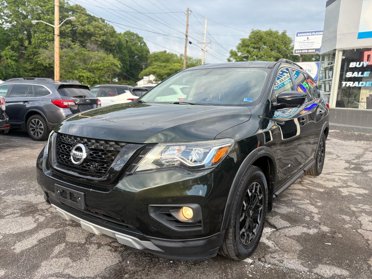 Nissan Pathfinder Platinum 4WD 2018