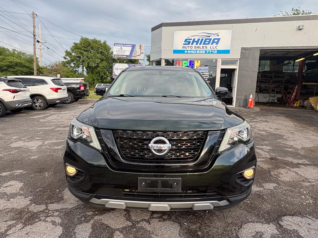Nissan Pathfinder Platinum 4WD 2018