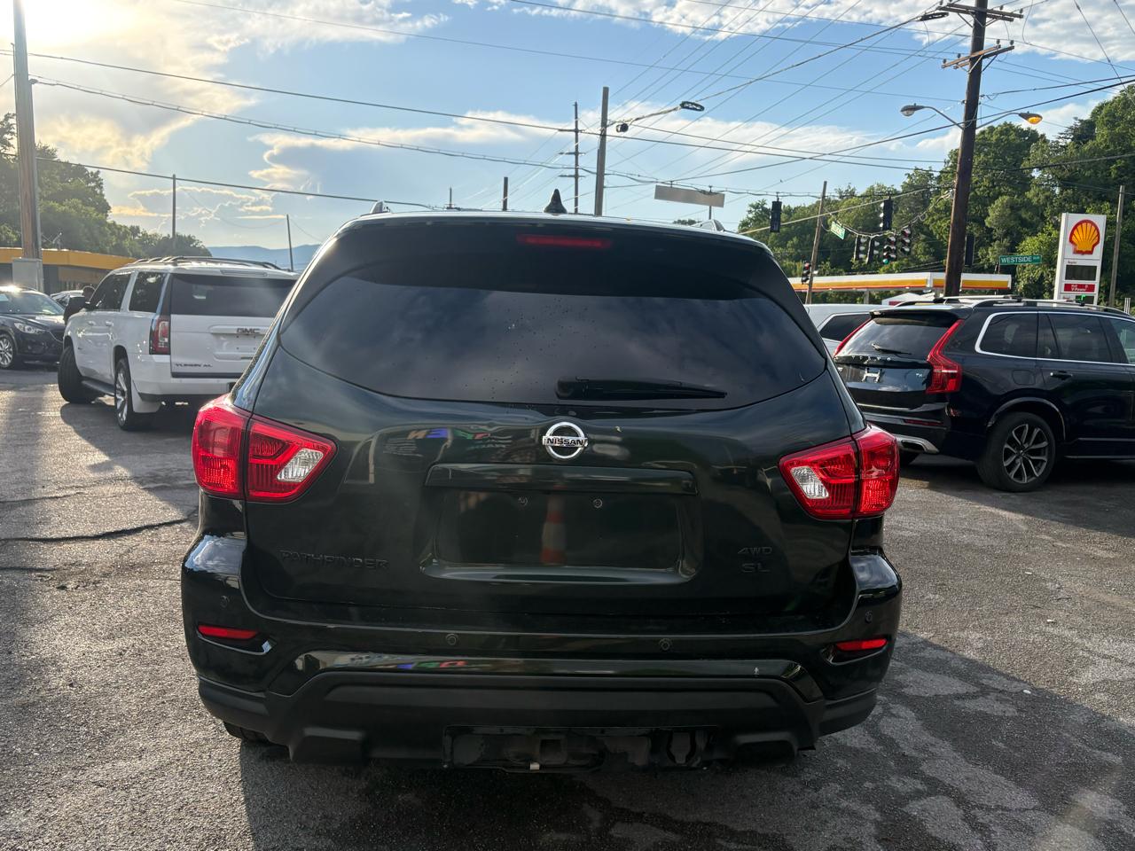 Nissan Pathfinder Platinum 4WD 2018