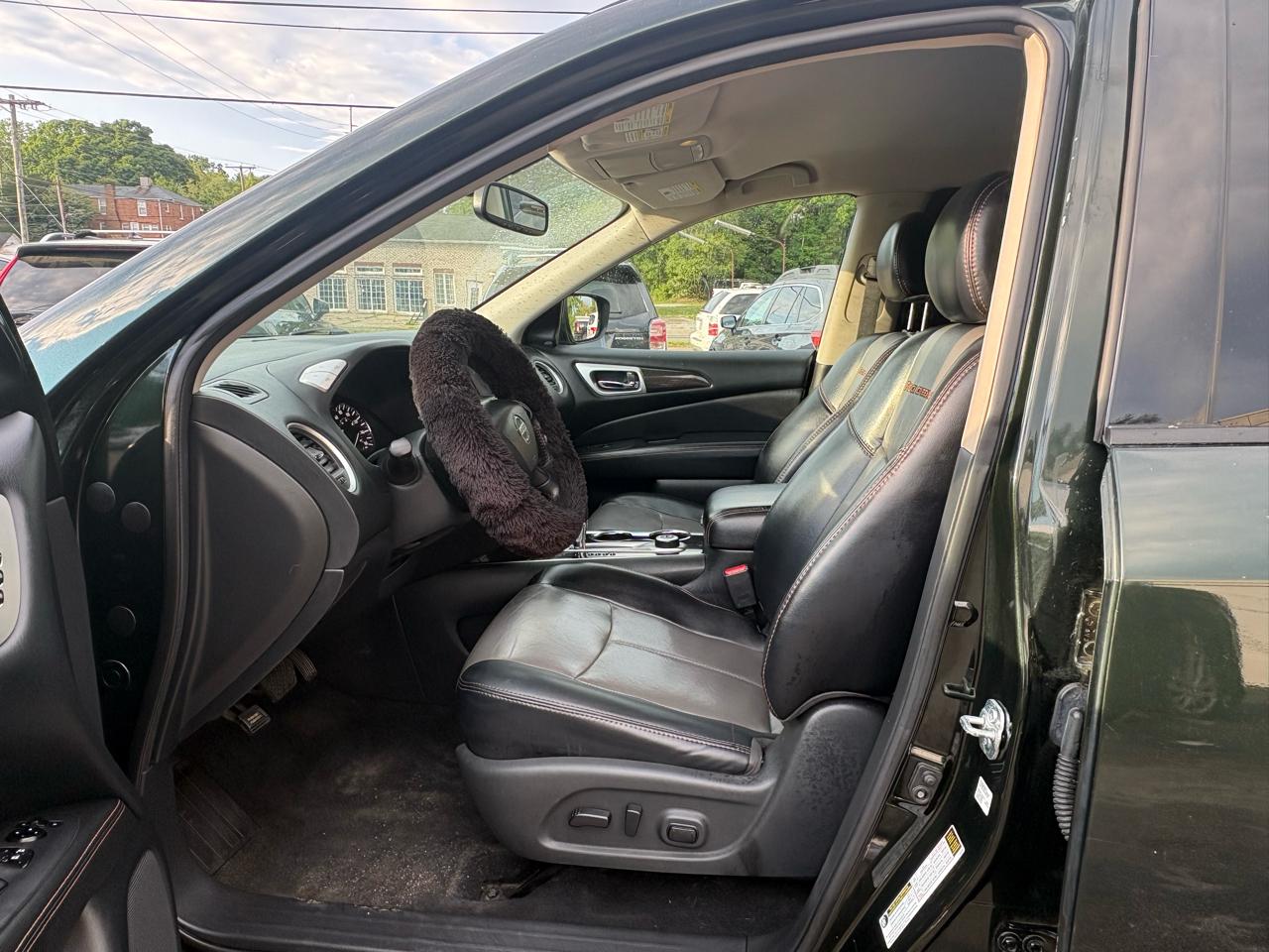Nissan Pathfinder Platinum 4WD 2018